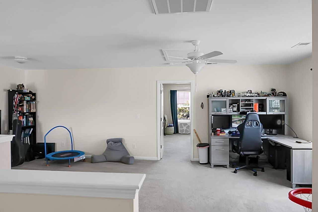 8921 Skipping Rock Lane Photo 20