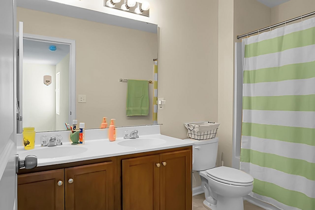 8921 Skipping Rock Lane Photo 27