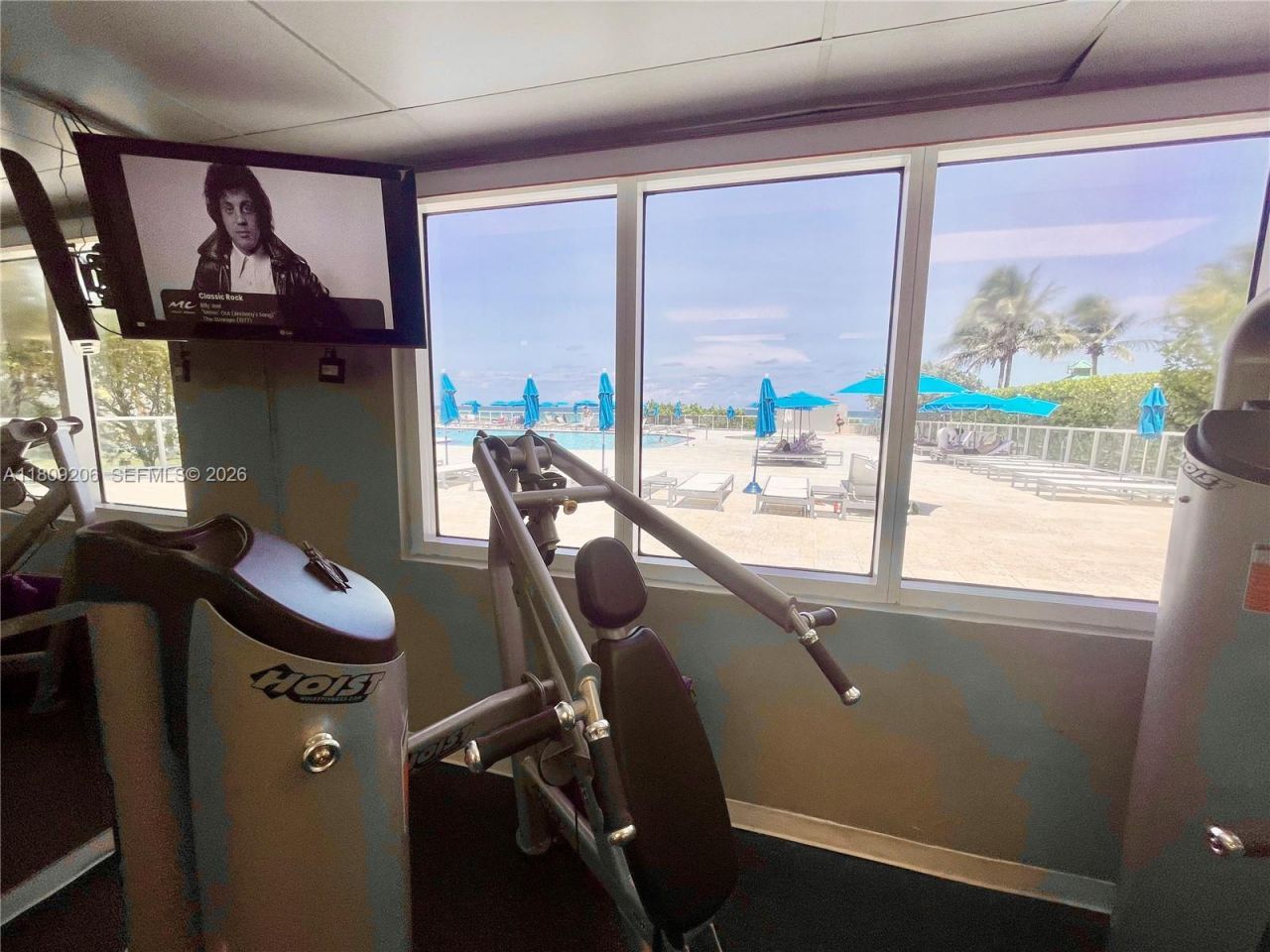 19201 Collins Ave, Unit 427, Sunny Isles Beach, FL 33160 Photo