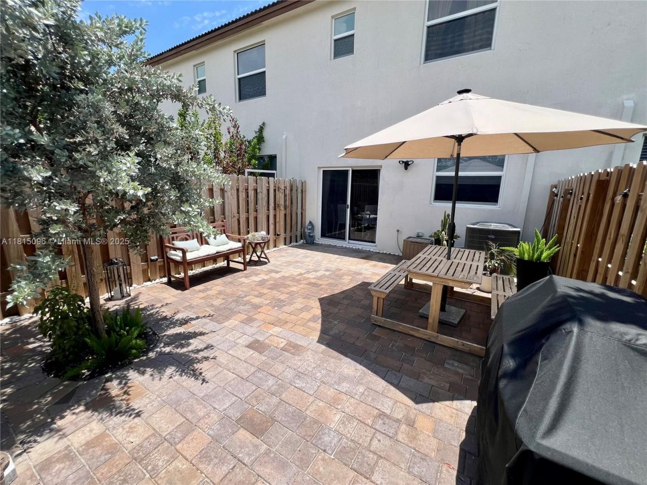 12254 NW 24th Pl, Miami, FL 33167 Photo