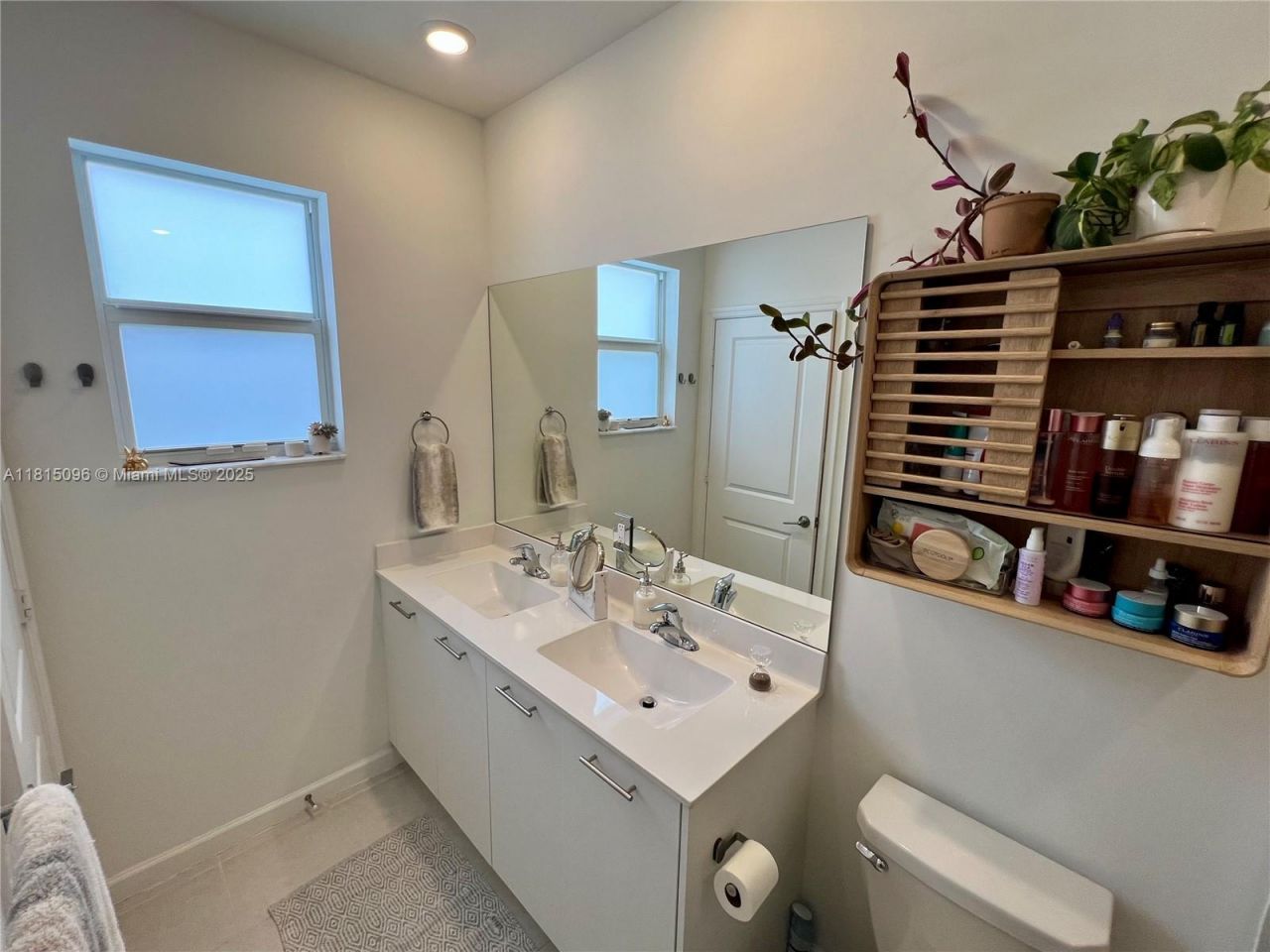 12254 NW 24th Pl, Miami, FL 33167 Photo