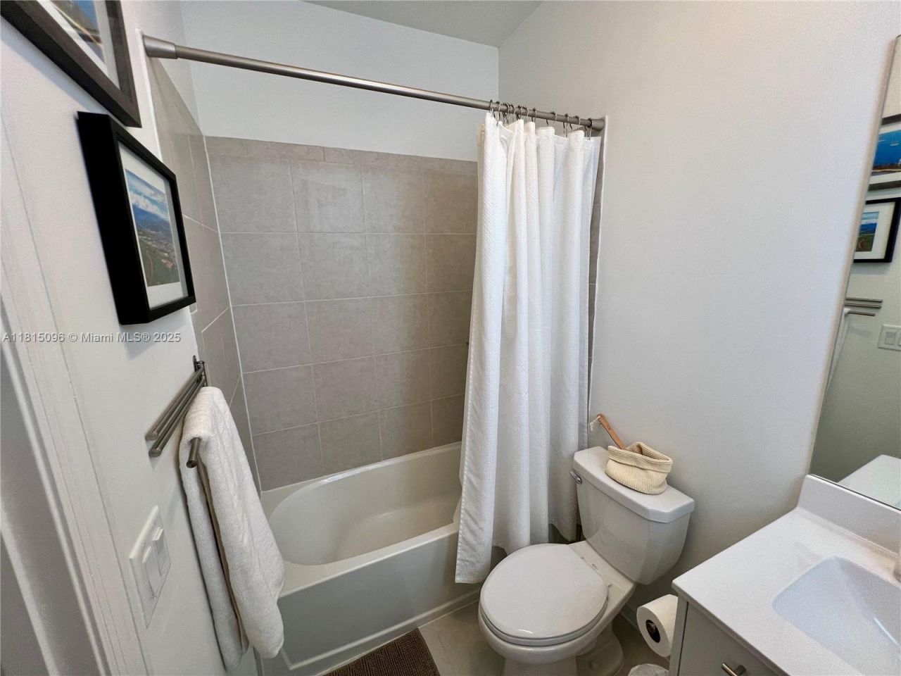 12254 NW 24th Pl, Miami, FL 33167 Photo