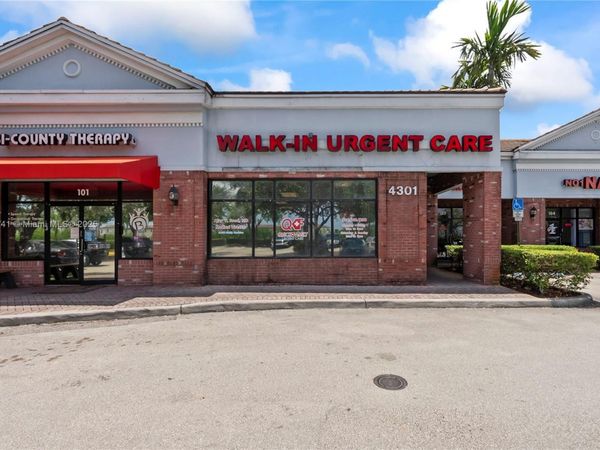4301 S Flamingo Rd, Davie, FL 33330