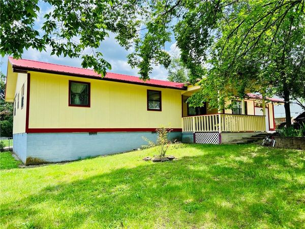 720 CIRCLE Drive, Berryville, AR 72616