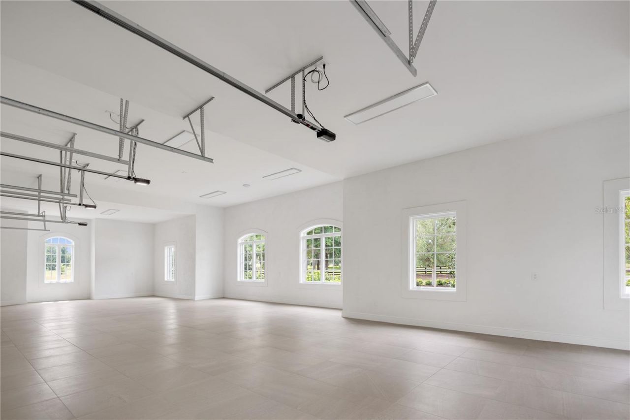 8707 NW 31st Lane Road, Ocala, FL 34482 Photo