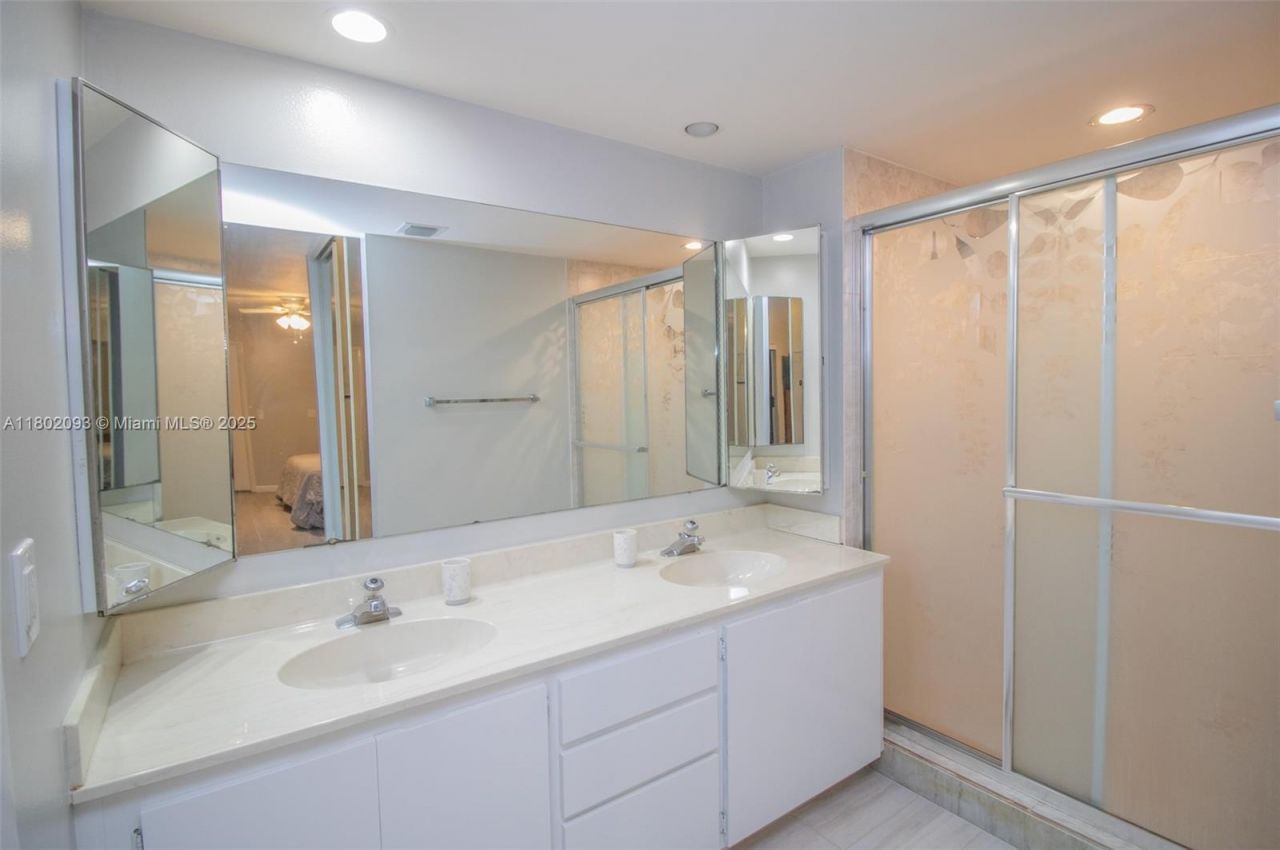 1410 14th Ter, Unit 1410, Palm Beach Gardens, FL 33418 Photo