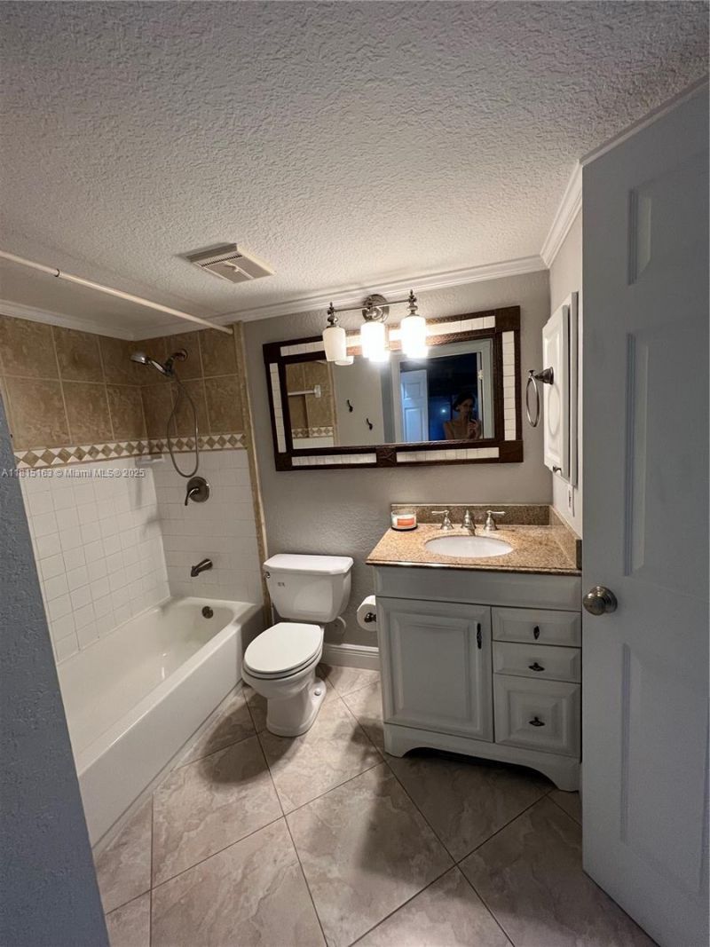 1097 Coral Club Dr, Unit 1097, Coral Springs, FL 33071 Photo