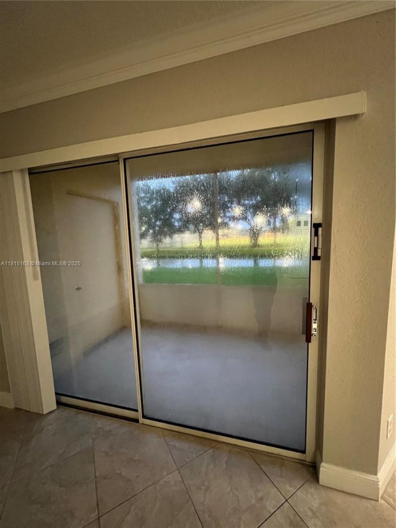 1097 Coral Club Dr, Unit 1097, Coral Springs, FL 33071 Photo