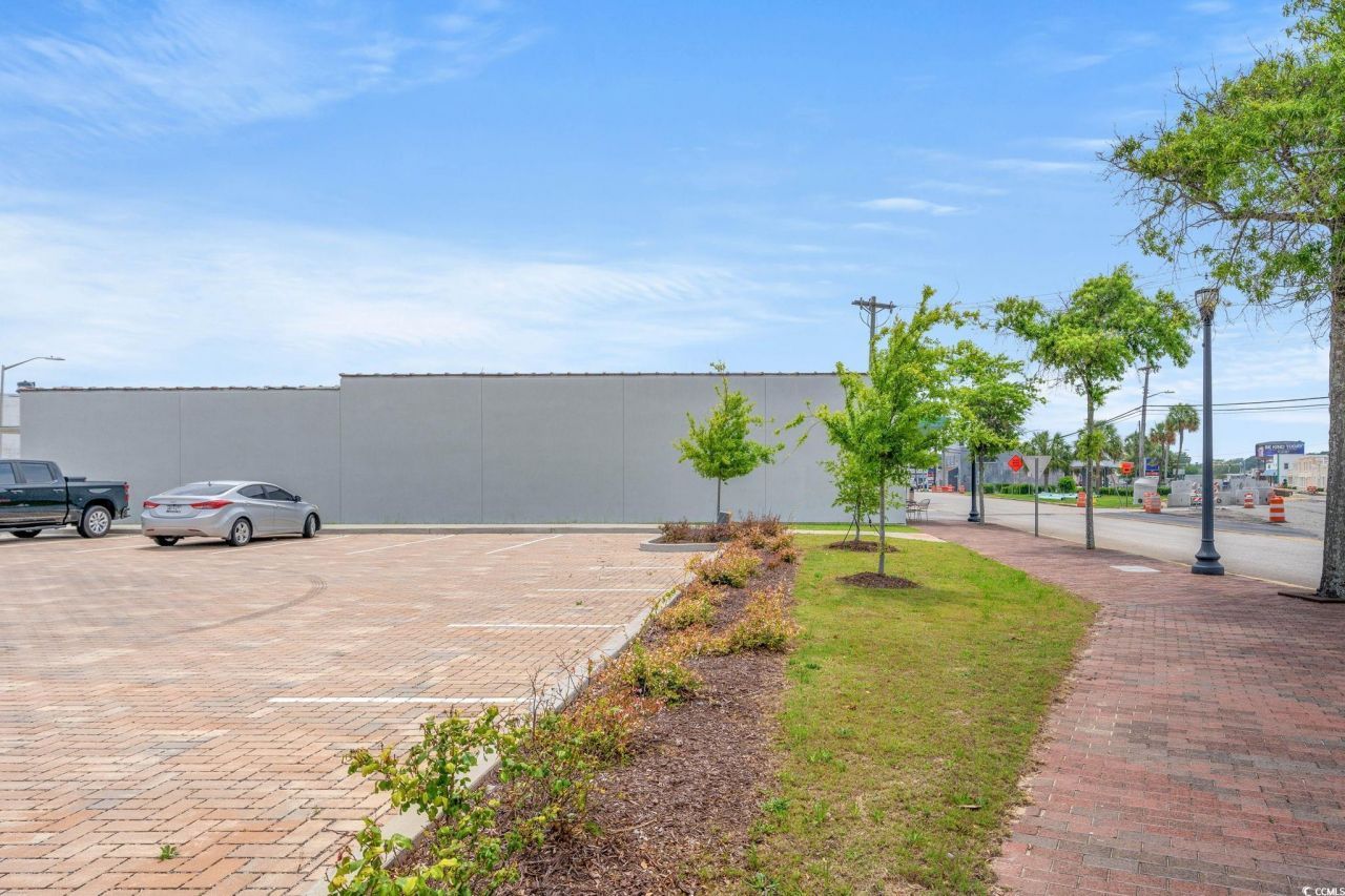 806 N Oak St. Photo 20