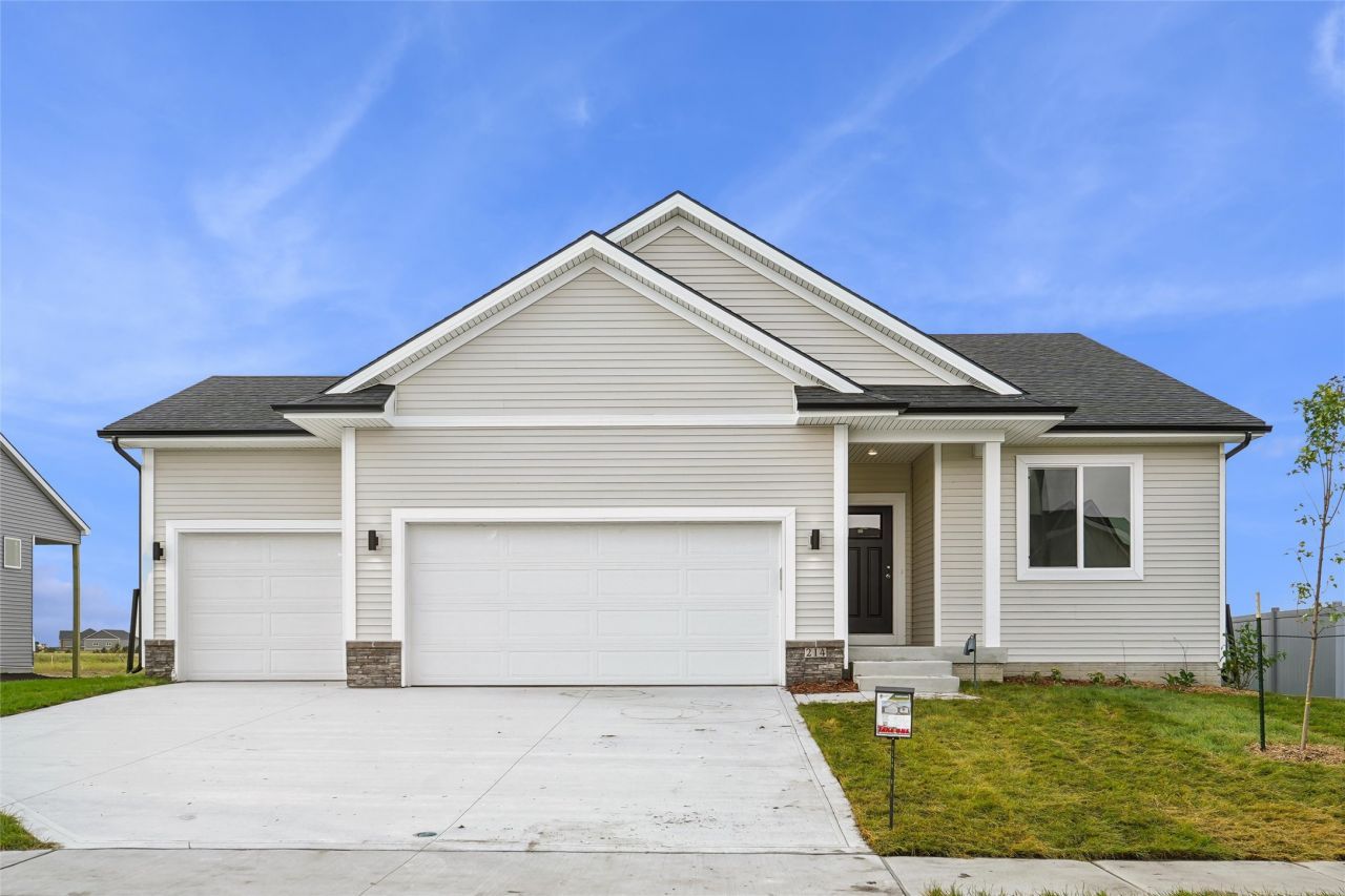 214 Cedar Drive Gilbert, IA 50105