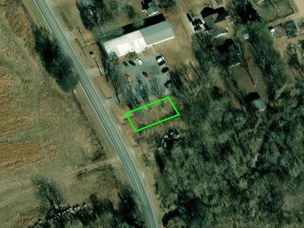 7th Street South, Helena, AR 72390