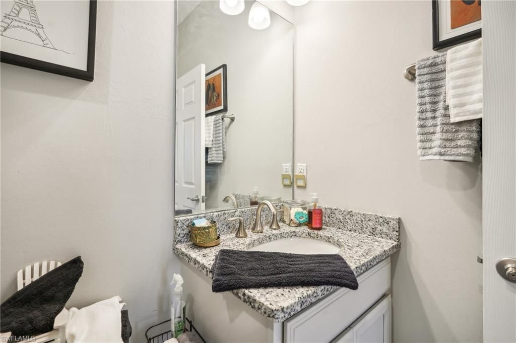 4421 Dutchess Park Rd, Fort Myers, FL 33916 Photo