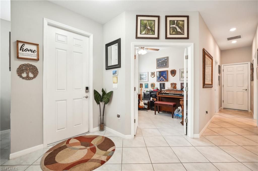 4421 Dutchess Park Rd, Fort Myers, FL 33916 Photo