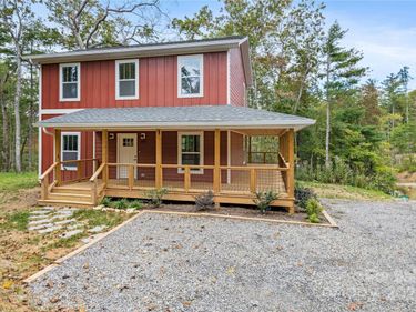 206 Cascade Ridge Road, Fairview, NC 28730