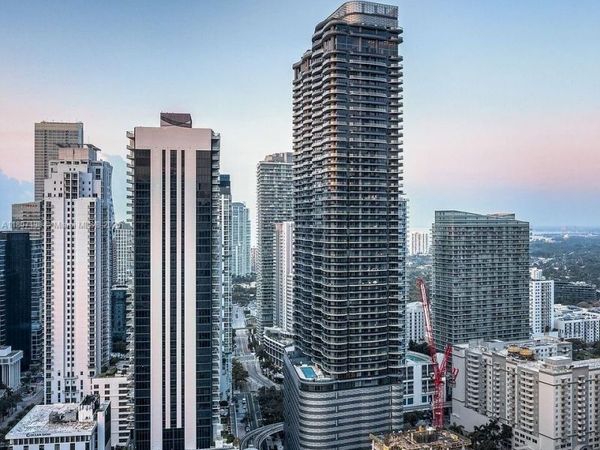 1000 Brickell Plz, Unit 2705, Miami, FL 33131