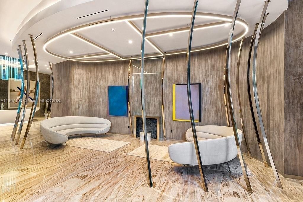 1000 Brickell Plz, Unit 2705, Miami, FL 33131 Photo