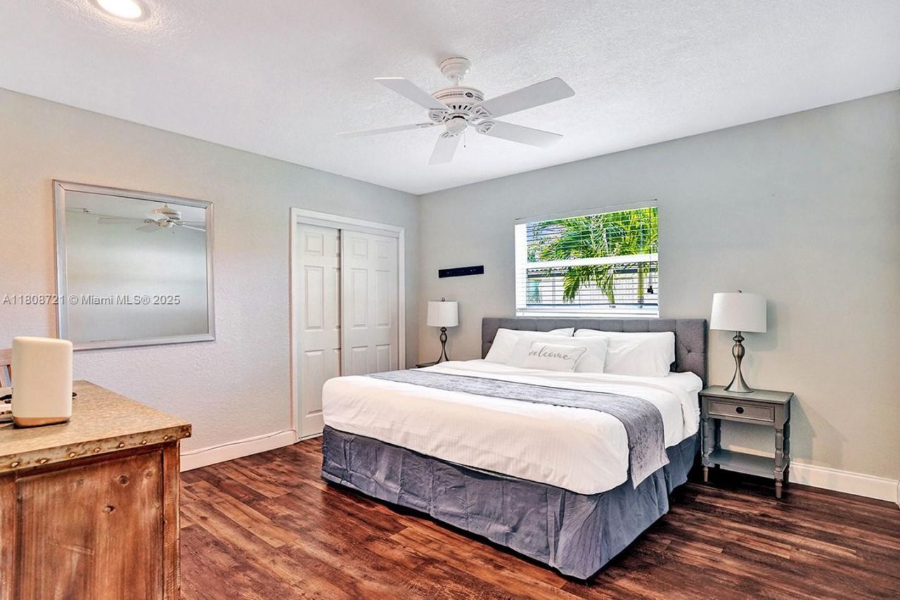 1245 Wiley St, Hollywood, FL 33019 Photo