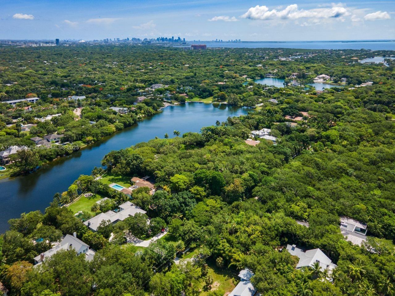 5355 Hammock Dr, Coral Gables, FL 33156 Photo