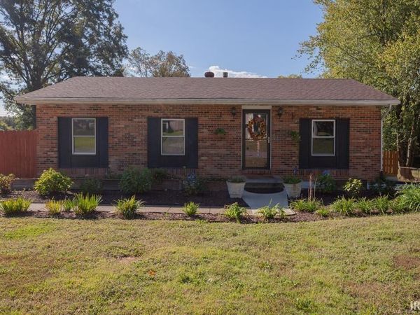 6611 Concord Drive, Newburgh, IN 47630