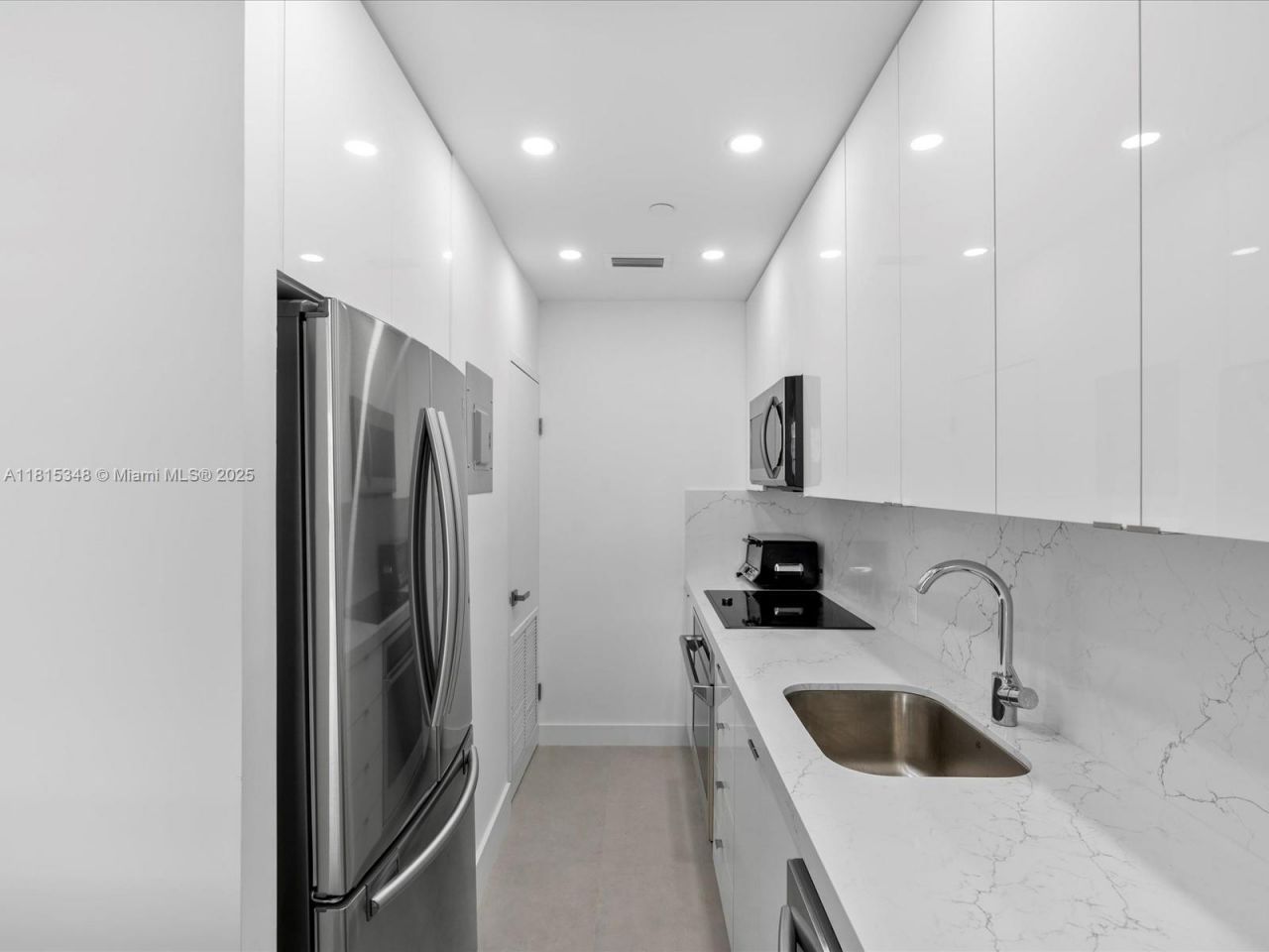 1200 West Ave, Unit PH24, Miami Beach, FL 33139 Photo