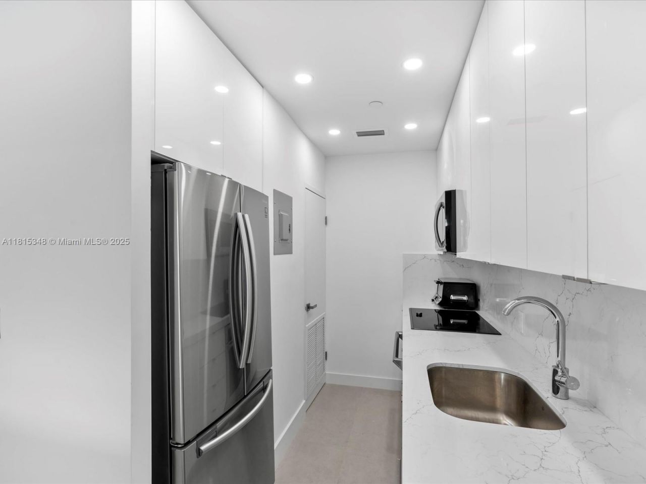 1200 West Ave, Unit PH24, Miami Beach, FL 33139 Photo