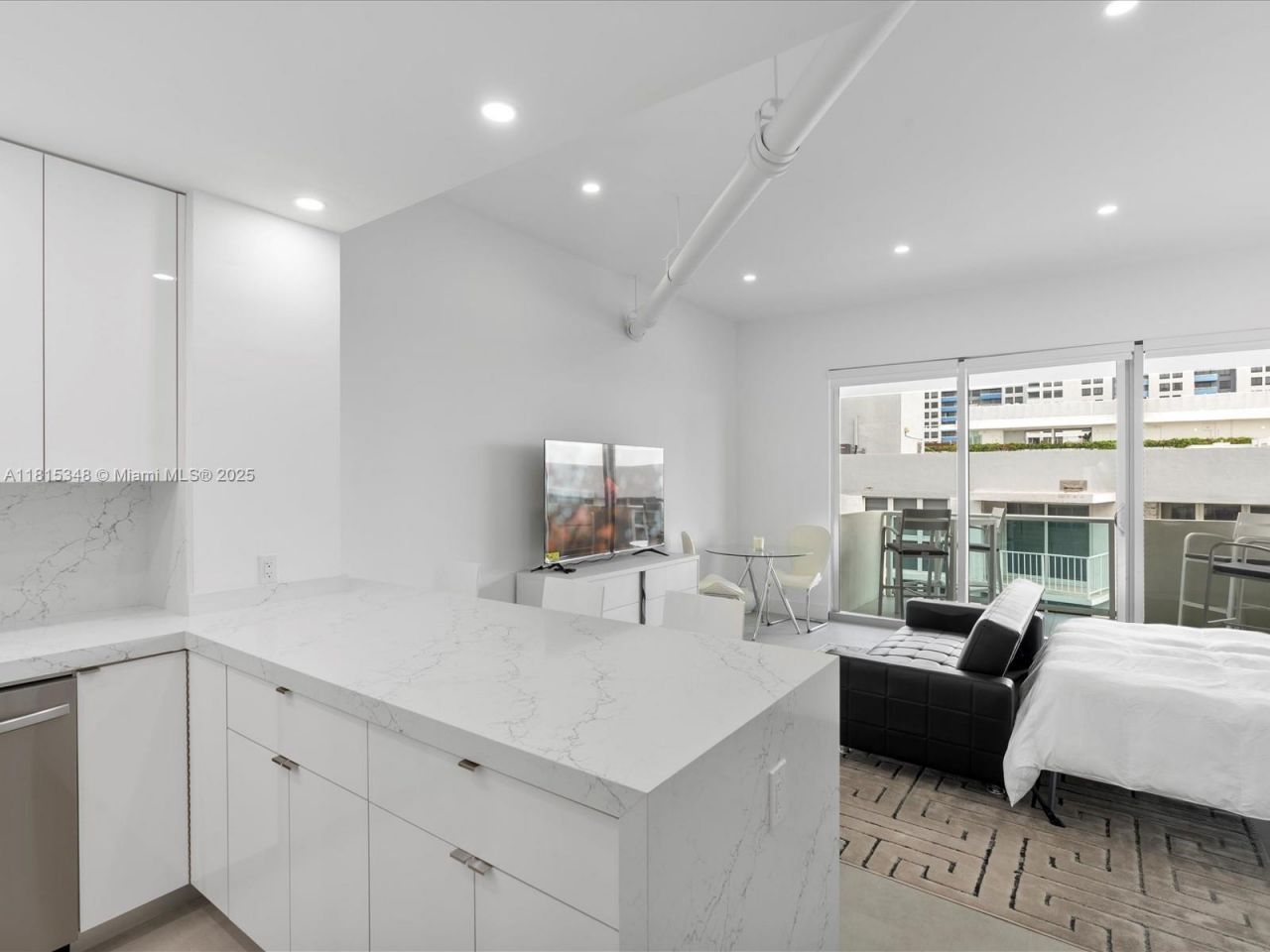 1200 West Ave, Unit PH24, Miami Beach, FL 33139 Photo