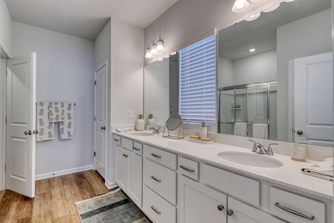 1000 Carolina Way Photo 23