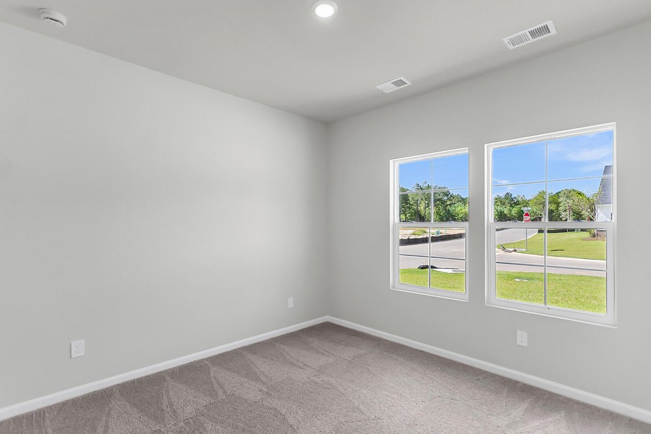 1000 Carolina Way Photo 35