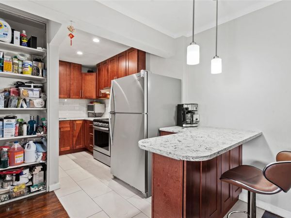 68-20 Selfridge Street, Unit 6J, Forest Hills, NY 11375
