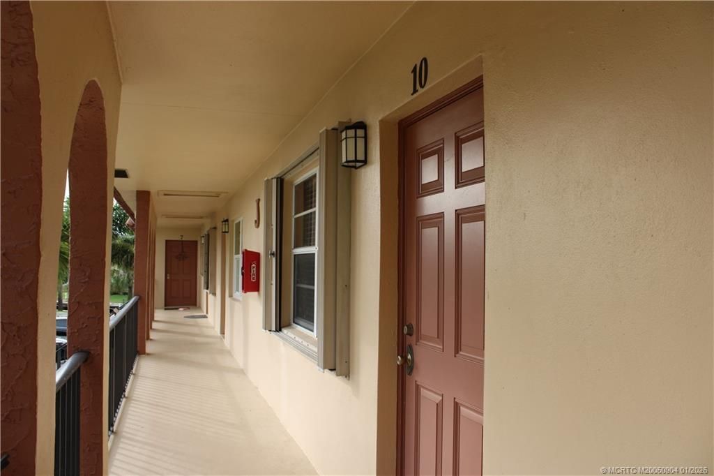 2600 S Kanner Highway, Unit J10, Stuart, FL 34994 Photo