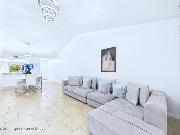 1515 Huntington Lane, Unit 924, Rockledge, FL 32955