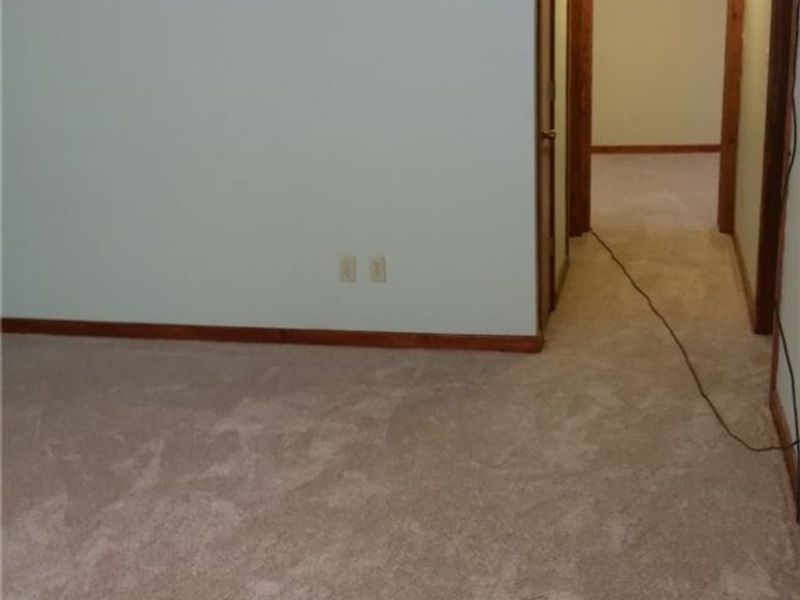 1088 Buena Vista Drive, Akron, OH 44319 Photo 9