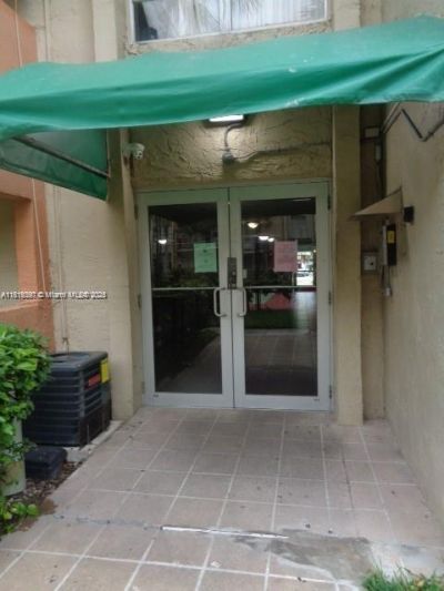 9320 Fontainebleau Blvd, Unit 503, Miami, FL 33172 Photo