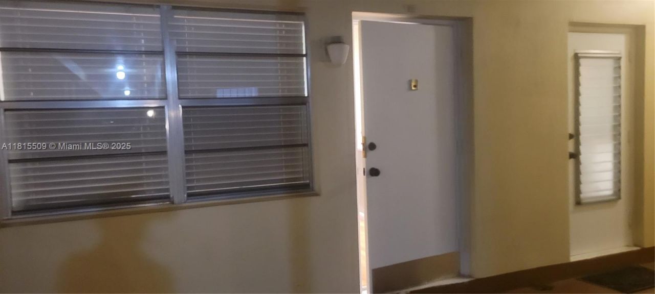 1958 Monroe St, Unit 107, Hollywood, FL 33020 Photo