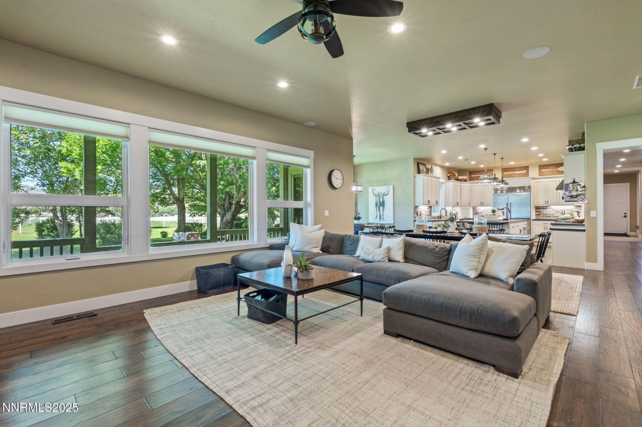 1020 N Cantlon Lane, Reno, NV 89521 Photo