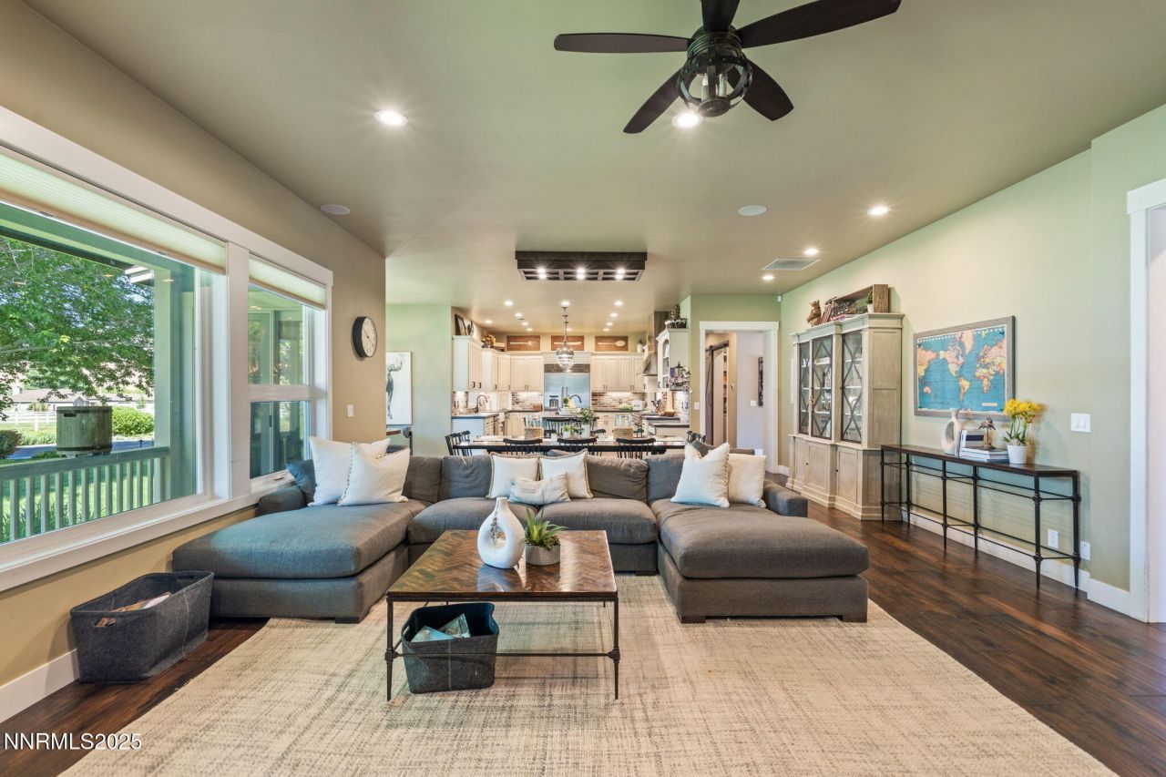 1020 N Cantlon Lane, Reno, NV 89521 Photo