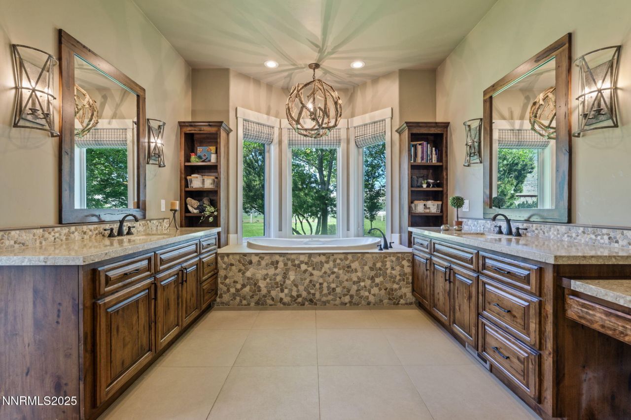 1020 N Cantlon Lane, Reno, NV 89521 Photo