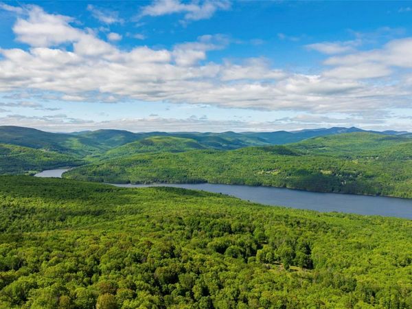 2 Red Rock Road, Wawarsing, NY 00000