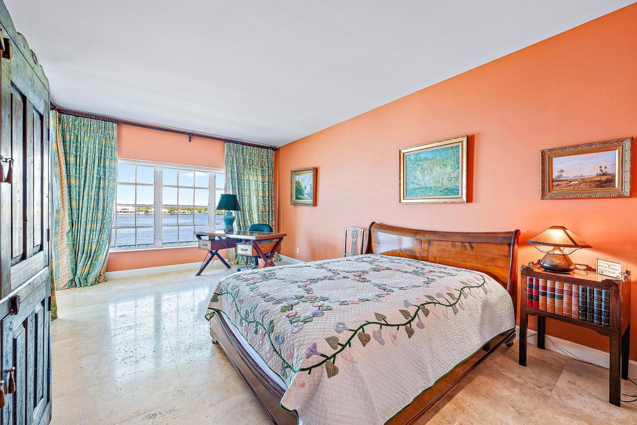 2160 Ibis Isle Road, Unit 9, Palm Beach, FL 33480 Photo