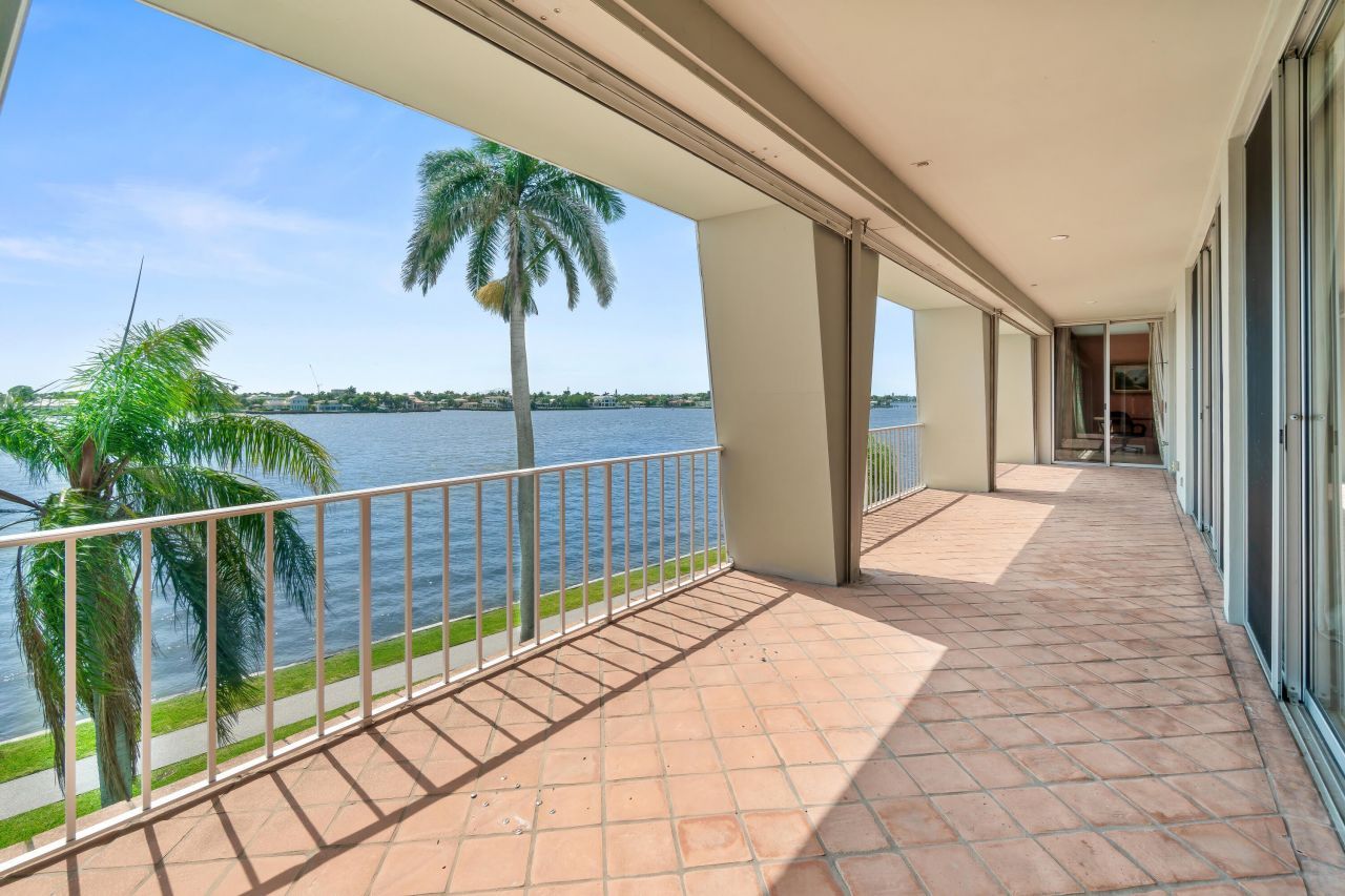 2160 Ibis Isle Road, Unit 9, Palm Beach, FL 33480 Photo