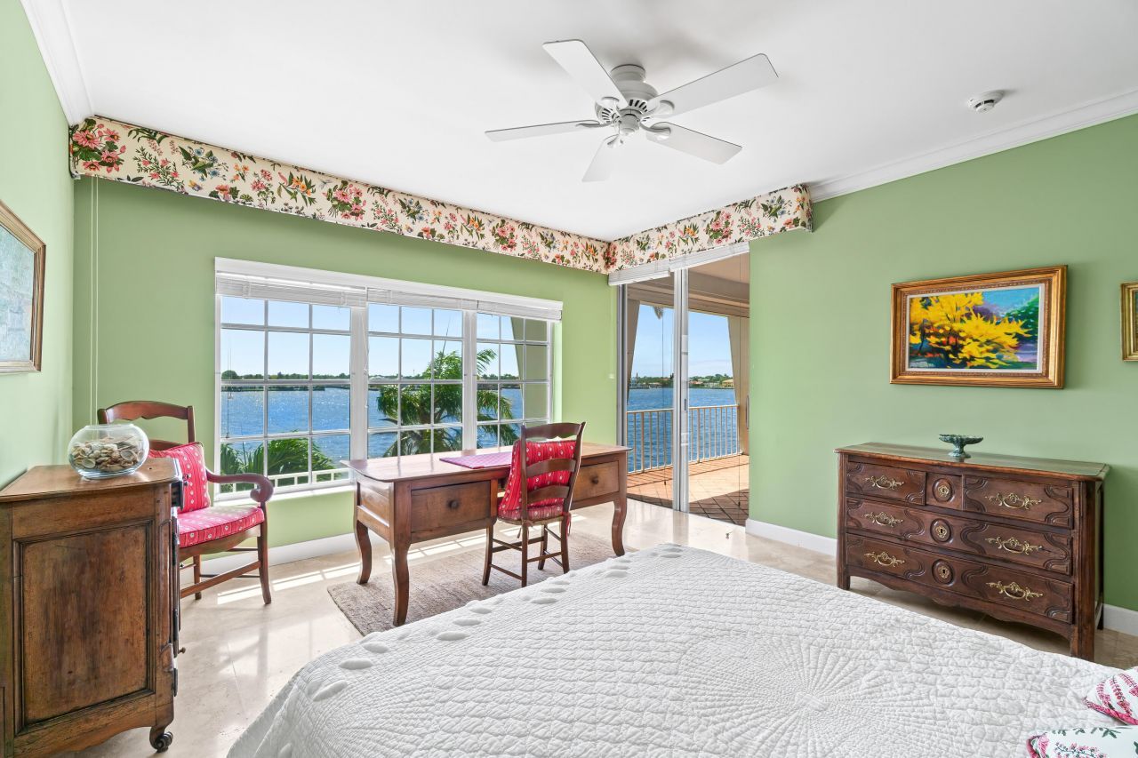 2160 Ibis Isle Road, Unit 9, Palm Beach, FL 33480 Photo