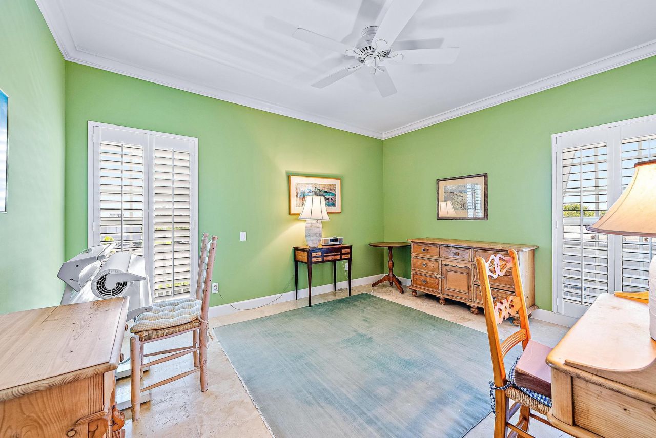 2160 Ibis Isle Road, Unit 9, Palm Beach, FL 33480 Photo