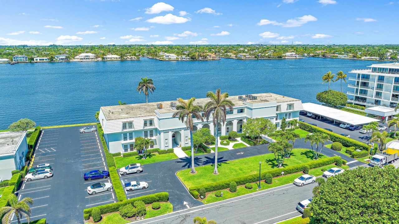 2160 Ibis Isle Road, Unit 9, Palm Beach, FL 33480 Photo