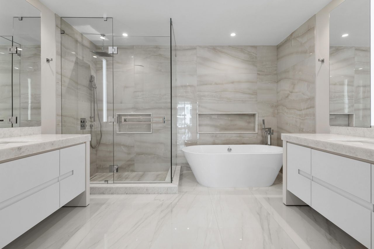 220 SE Mizner Boulevard, Unit 611, Boca Raton, FL 33432 Photo