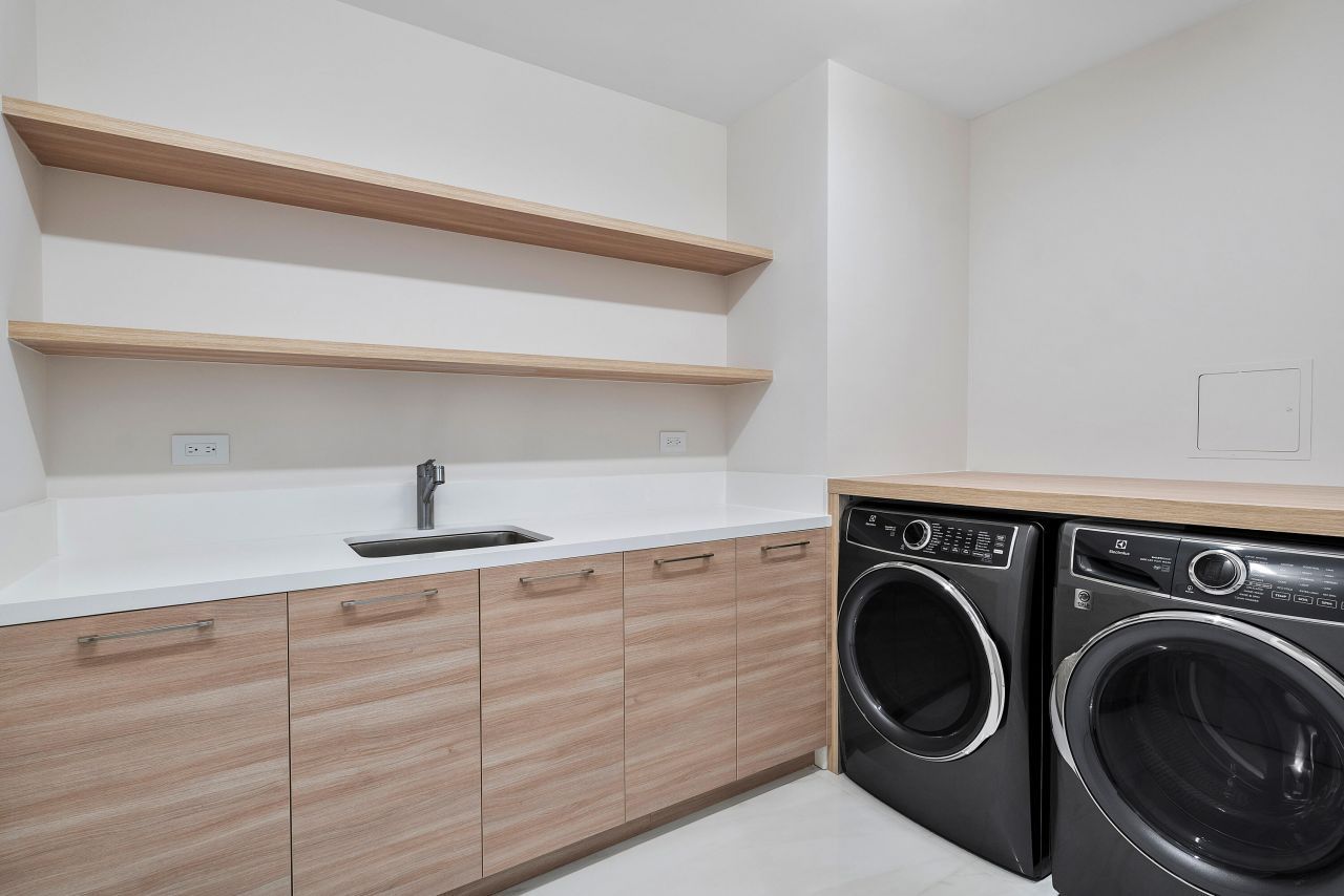 220 SE Mizner Boulevard, Unit 611, Boca Raton, FL 33432 Photo