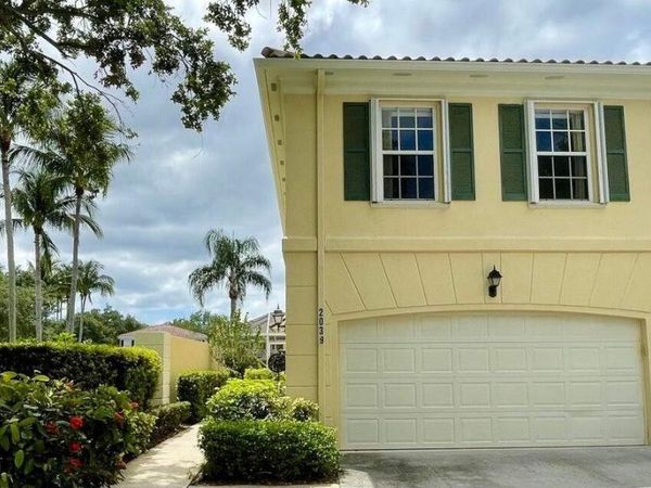 2039 Tarpon Lake Way, West Palm Beach, FL 33411