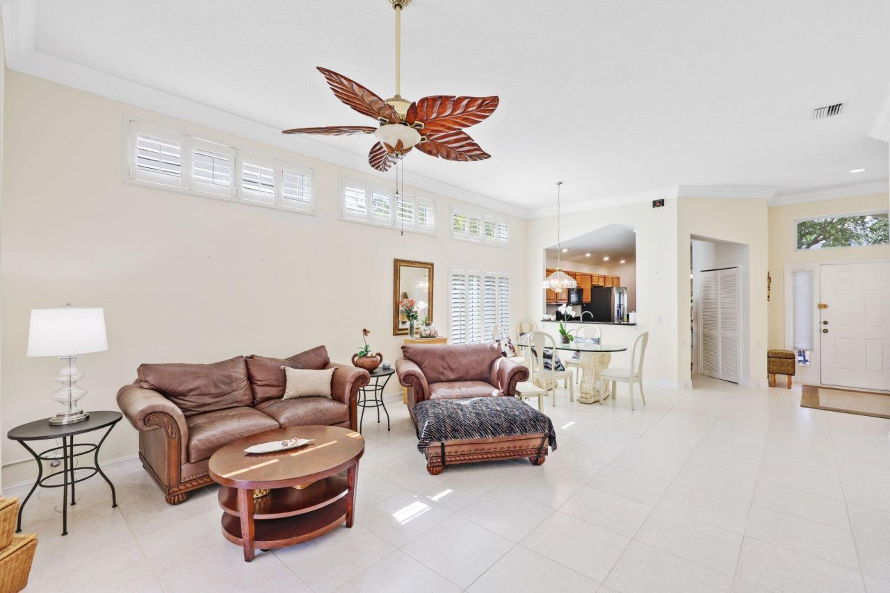 1071 Delray Lakes Drive, Delray Beach, FL 33444 Photo