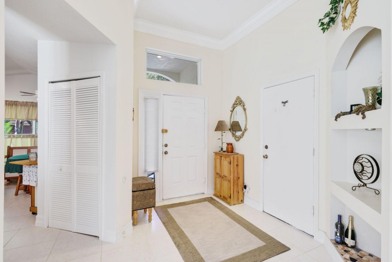 1071 Delray Lakes Drive, Delray Beach, FL 33444 Photo