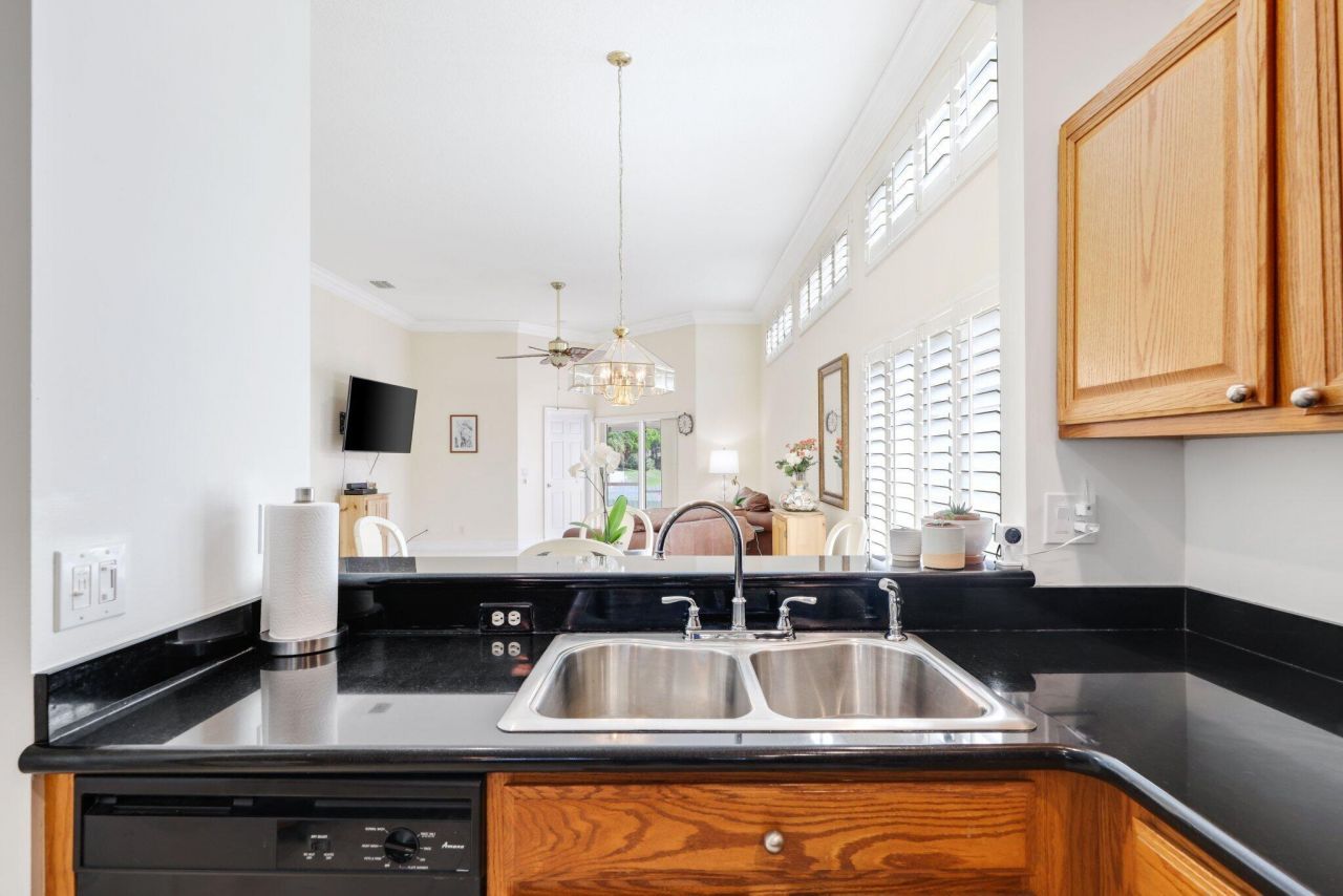 1071 Delray Lakes Drive, Delray Beach, FL 33444 Photo