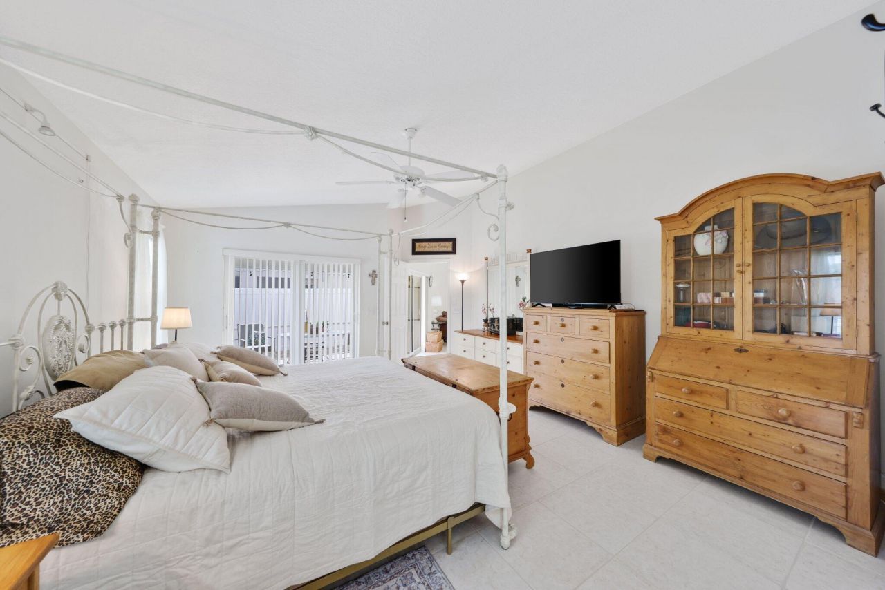 1071 Delray Lakes Drive, Delray Beach, FL 33444 Photo